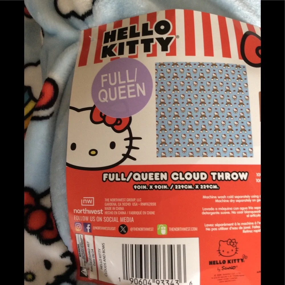 Hello kitty blanket